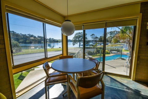 Emmanuel Holiday Apartment - E Caravan Parks 3