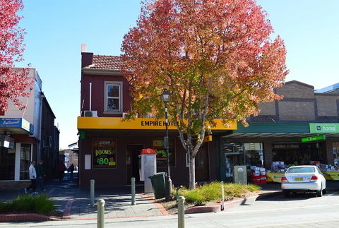 Empire Hotel Goulburn - E Caravan Parks 0