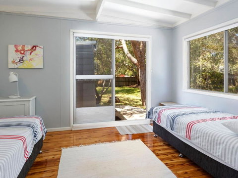 Enjoy The Soothing Sea Breeze - E Caravan Parks 2