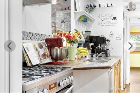 Entire Blaxland Cottage - E Caravan Parks 3