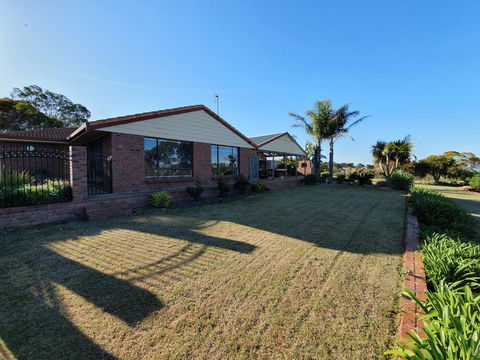 EP Getaway - E Caravan Parks 0