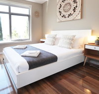 EROS City Fringe - Wifi Wine Netflix Pets OK and Park views - E Caravan Parks