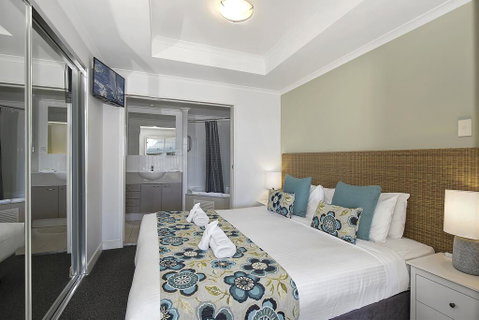 Ettalong Beach Luxury Apartments - E Caravan Parks 1