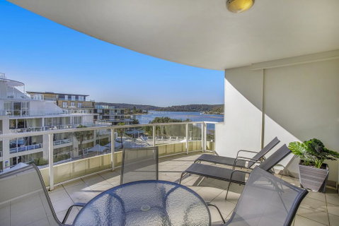 Ettalong Beach Luxury Apartments - E Caravan Parks 3