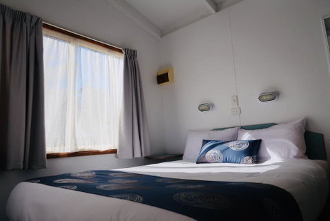 Euroa Caravan Park - E Caravan Parks 1