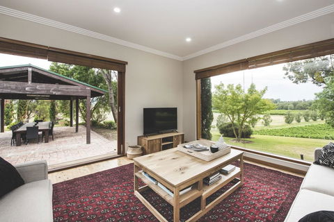 Eurunderee House - E Caravan Parks 2
