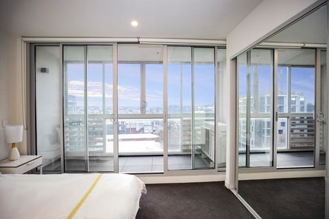 Everhome Spencer Street 704 - E Caravan Parks 1