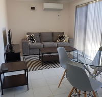 Excellent St Granny Flat - E Caravan Parks