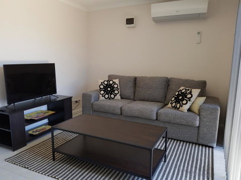 Excellent St Granny Flat - E Caravan Parks 1