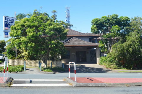 Excelsior Motor Inn - E Caravan Parks 0