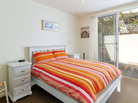 Executive Garden Apartment - E Caravan Parks 3