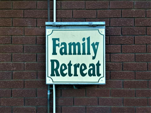Family Retreat - E Caravan Parks 1