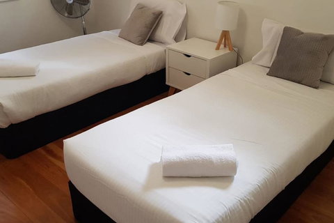 Fantastic Fitzroy - Huge House For A Magical Time! - E Caravan Parks 1