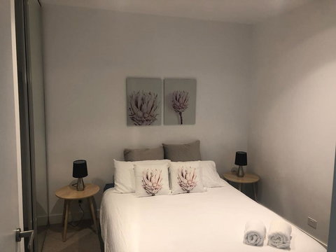 Fantastic Fitzroy - Huge House For A Magical Time! - E Caravan Parks 2