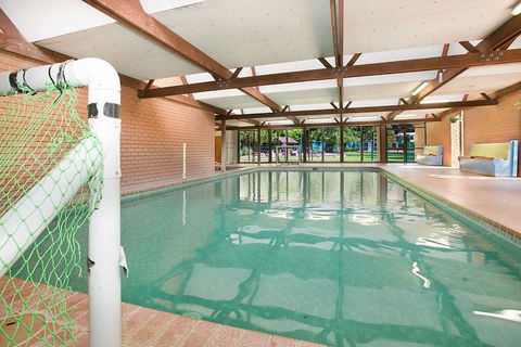 Feathertop Chalet - E Caravan Parks 2