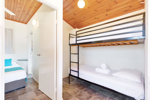 Fisherman's Beach Holiday Park - E Caravan Parks 2