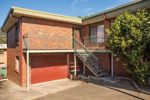 Fishermans Lodge - E Caravan Parks 0