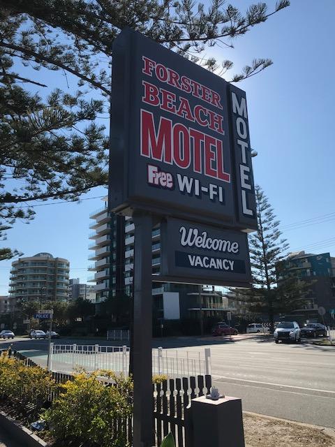 Forster Beach Motel - E Caravan Parks 3