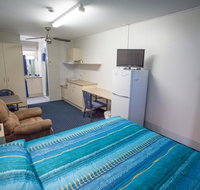 Fourth Ave Motor Inn