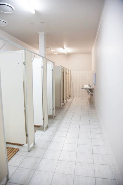 Fremantle Hostel - E Caravan Parks 3