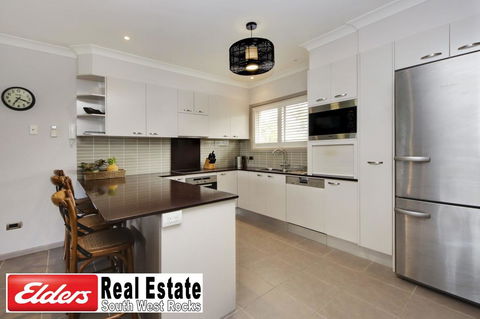 Front Creek Unit No 5 - E Caravan Parks 2
