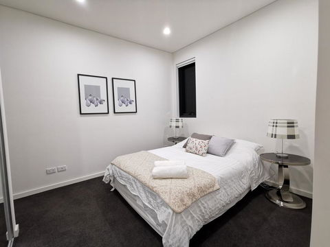 G02 Courtyard Apartment - E Caravan Parks 1