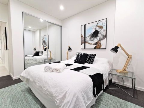 G02 Courtyard Apartment - E Caravan Parks 0