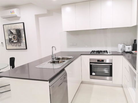 G04 Courtyard Apartment - E Caravan Parks 0