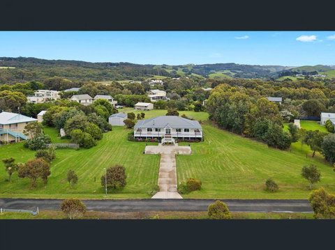 GALBRAITH BEACH STUDIO 1 - E Caravan Parks 1