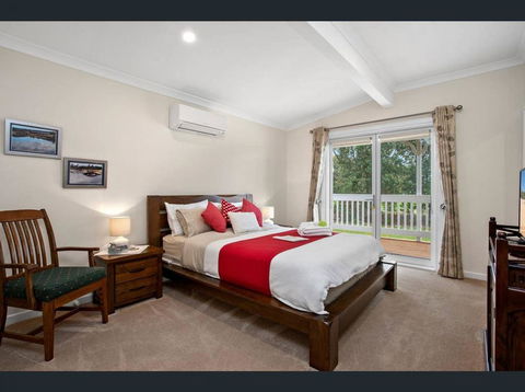 GALBRAITH BEACH STUDIO 3 - E Caravan Parks 1