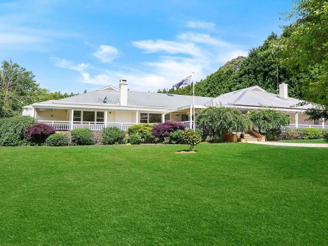 Gerron Park - Country Luxe, Tennis Court And Pool - E Caravan Parks 0