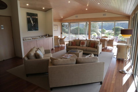 Gipsy Point Lakeside - E Caravan Parks 2