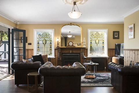 Gladville - E Caravan Parks 0