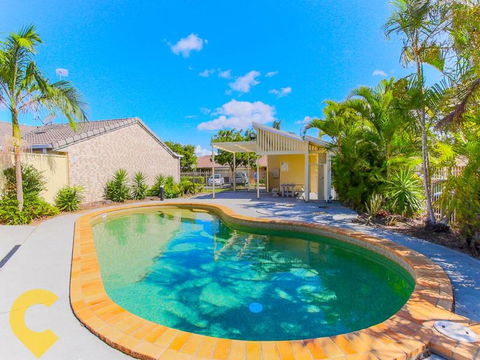 Gold Coast Family Villa - E Caravan Parks 2