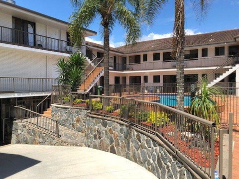 Gold Coast Inn - E Caravan Parks 2
