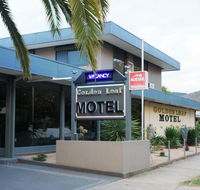 Golden Leaf Motel - E Caravan Parks