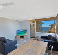 Golden Sands Apartment 10 - E Caravan Parks