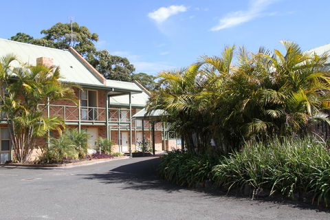 Golf Place Inn - E Caravan Parks 0
