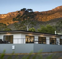 Golton in the Gap - E Caravan Parks