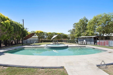 Goondiwindi Holiday Park - E Caravan Parks 0