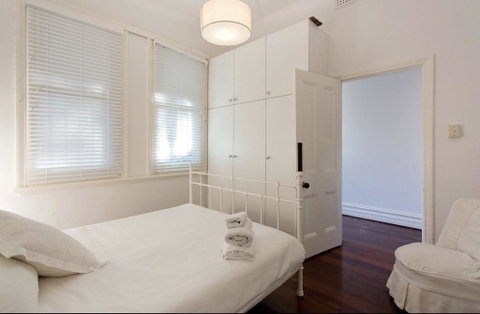 Gorgeous Subiaco Cottage - E Caravan Parks 3