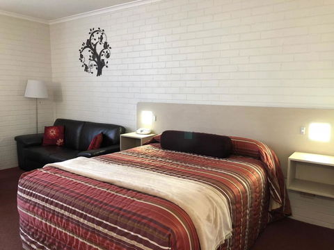Goulburn Motor Inn - E Caravan Parks 0