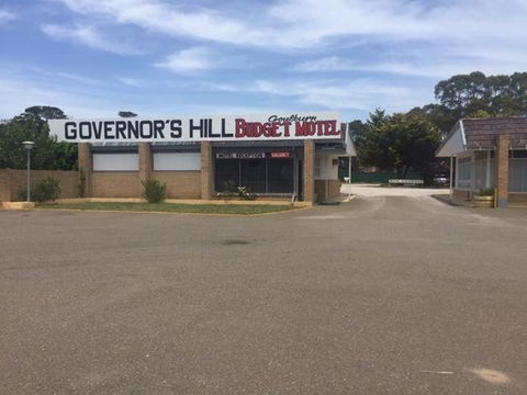 Governors Hill Motel - E Caravan Parks 3