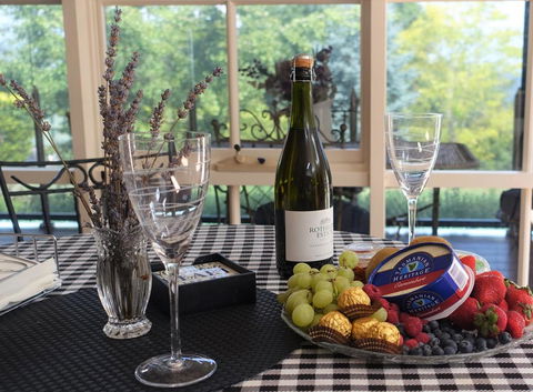 Gracehill Accommodation - E Caravan Parks 2