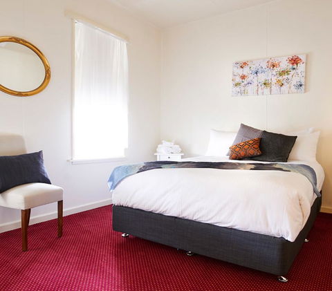 Grand Central Hotel - E Caravan Parks 2