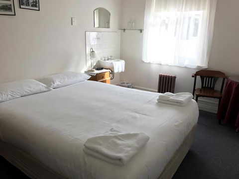 Grand View Hotel - E Caravan Parks 0