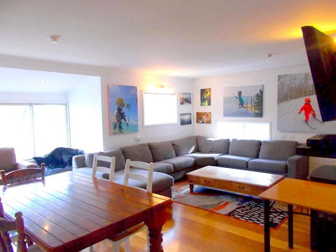 Great Value Thredbo Chalet - E Caravan Parks 1