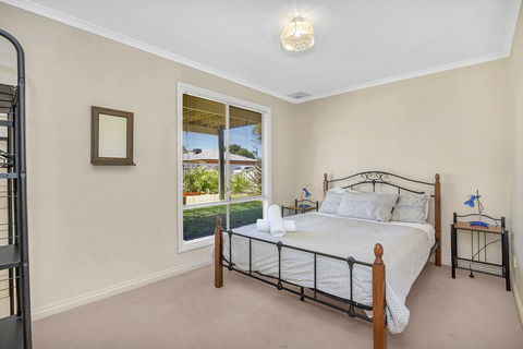 Green Reef Beach House - E Caravan Parks 1