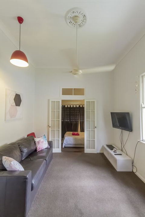 Grimshaw House - E Caravan Parks 1