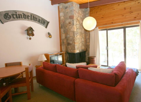 Grindelwald 1/39 Townsend Street - E Caravan Parks 0
